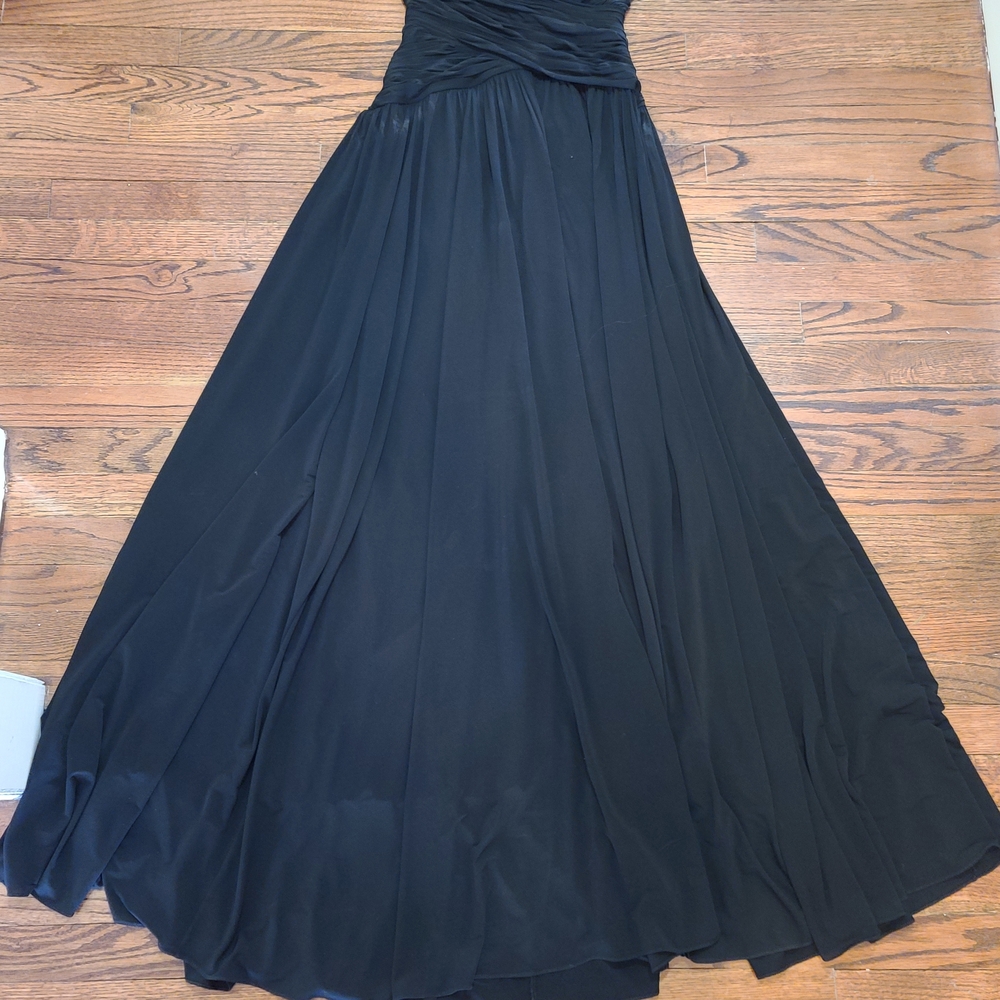 BCBGMaxAzria Black Ruched Bodice Maxi Gown - Picture 2 of 9